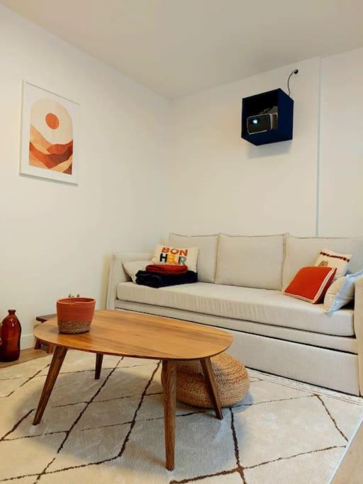 Le Patio - Cinelodge Avec Jardin Poitiers Exteriér fotografie